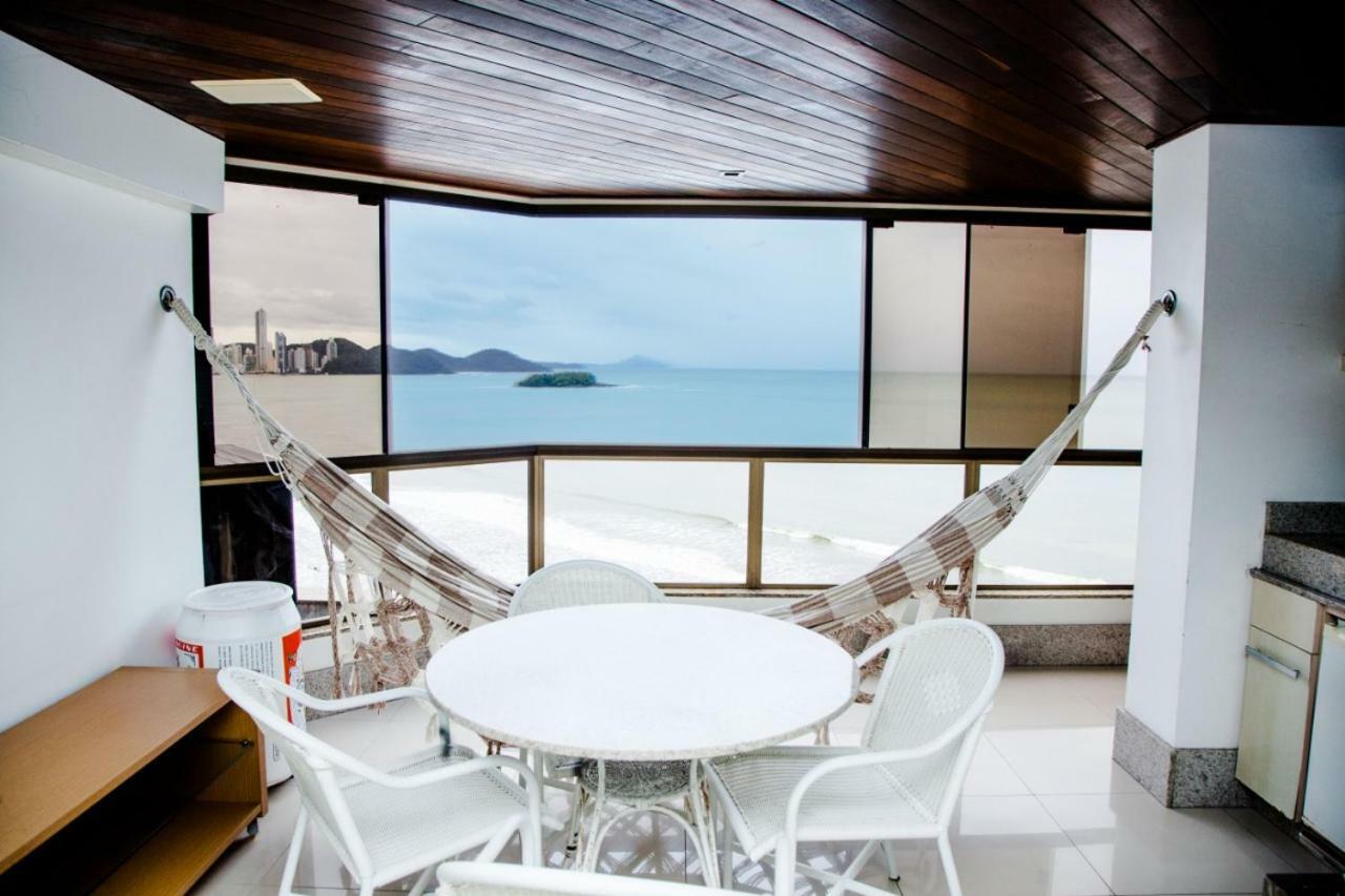 Apto Frente Mar Bal Camboriu Pe Na Areia Fantastica E Encantadora Vista Mar Balneario Camboriu Exterior photo